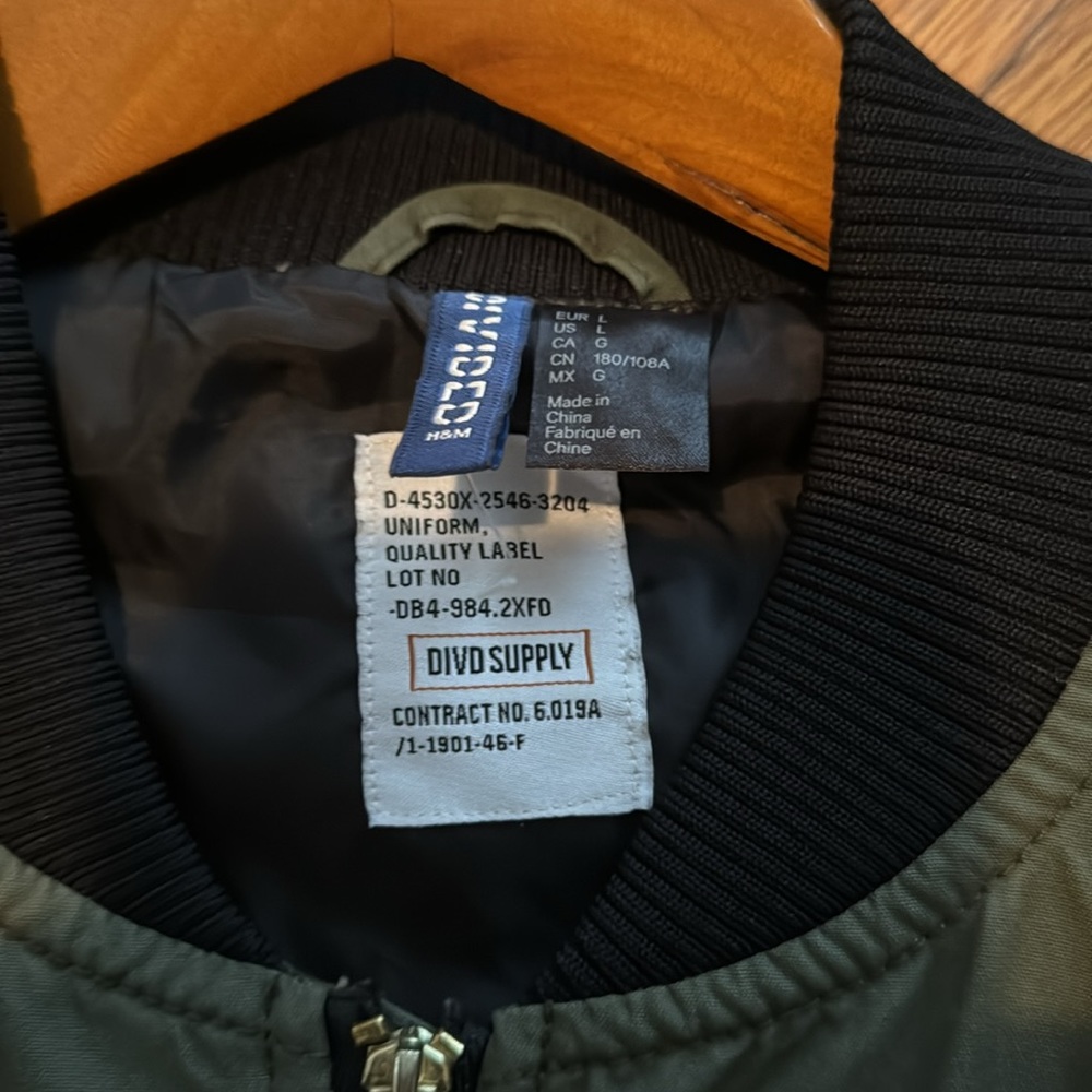 Men Divided Green Jacket Large Euc - image 3